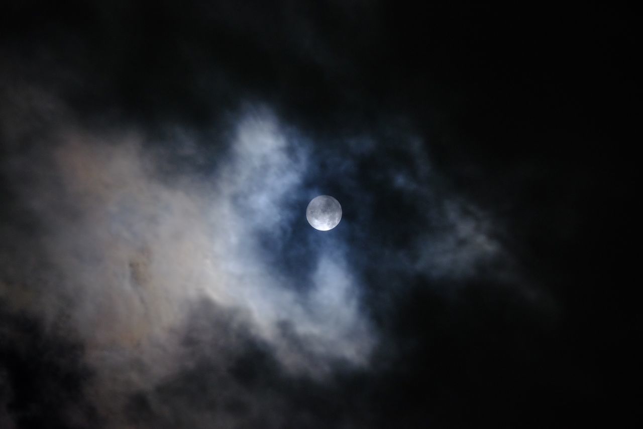 moon, astronomy, nature, beauty in nature, scenics, night, space exploration, planetary moon, tranquility, space, sky, no people, low angle view, tranquil scene, outdoors, cloud - sky, crescent, half moon