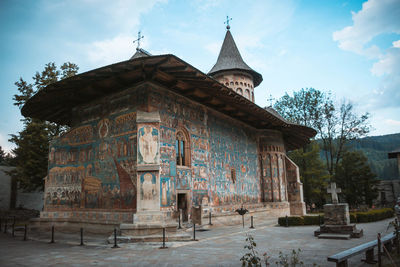 Exterior of temple against sky