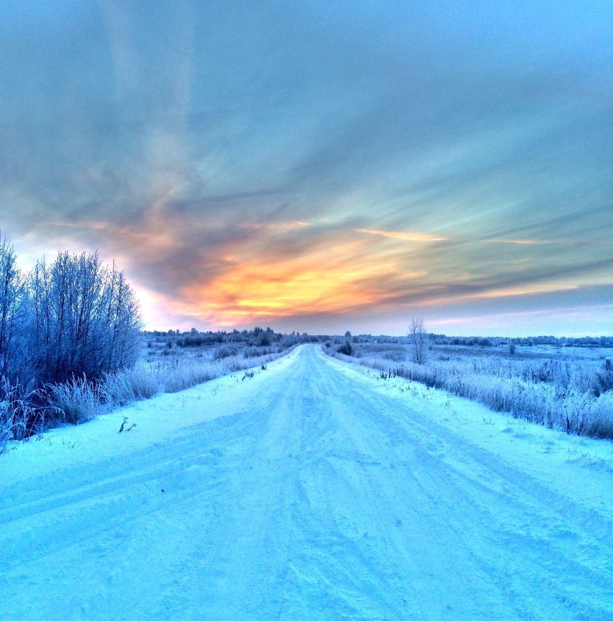 snow, winter, cold temperature, season, weather, covering, landscape, tranquil scene, tranquility, sky, the way forward, sunset, scenics, beauty in nature, nature, field, road, covered, diminishing perspective, frozen