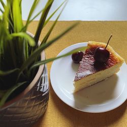 Close-up of cake in plate on table