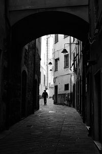 Narrow alley in city