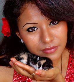 Close-up portrait of young woman