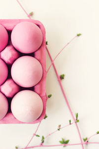 Close-up of pink flowers on table