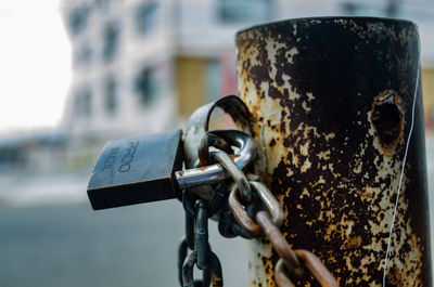 Close-up of rusty padlock