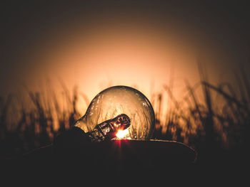 The idea is for the light to be the light of the lamp