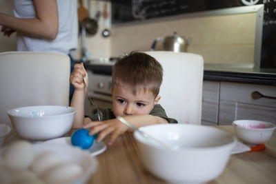 mixing bowl