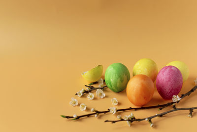 Close-up of apples on table