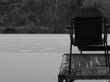 Empty bench in park