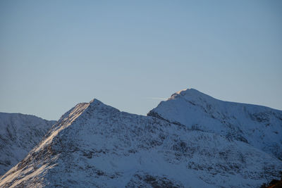 A close up view of the snowdon horseshoe mountains in snowdonia national park, north wales