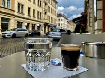  espresso in the street 