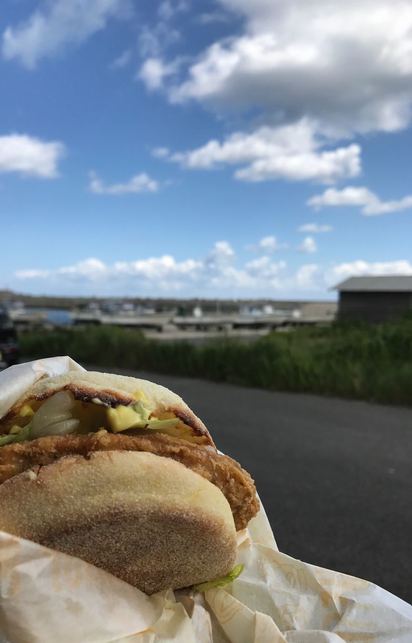 food and drink, bread, food, no people, day, sandwich, focus on foreground, freshness, sky, outdoors, close-up, ready-to-eat