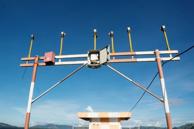 Flight indicator lights