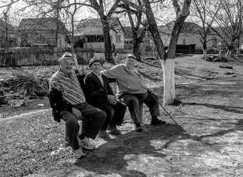 Full length portrait of friends in park