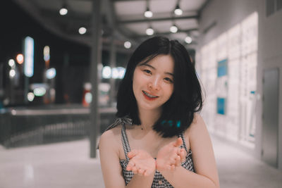 Portrait of a smiling young woman