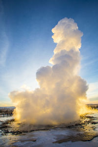 Geyser strokkur, golden circle, iceland, europe