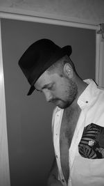 Portrait of young man wearing hat