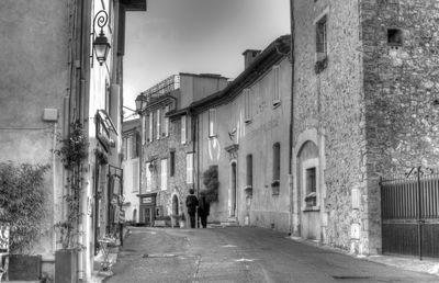 Narrow alley in city