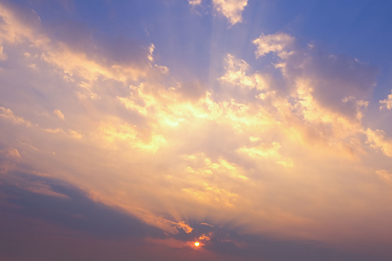 LOW ANGLE VIEW OF DRAMATIC SKY DURING SUNSET