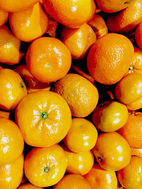 Full frame shot of oranges