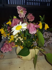 Close-up of fresh flower vase on table