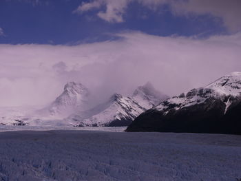 Scenic view of perito moreno glacier against sky