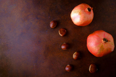 High angle view of apples on table