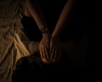 Low section of woman