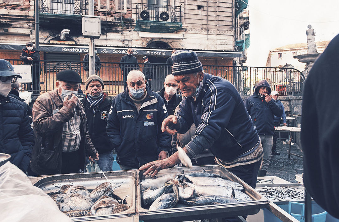 group of people, ship, men, person, adult, vehicle, architecture, military, crowd, occupation, navy, day, clothing, city, transportation