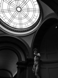 Michelangelo david statue at gallery of the academy of florence