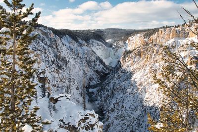 Grand canyon of yellowstone national park in winter