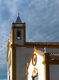 Low angle view of igreja nossa senhora da lapa against sky