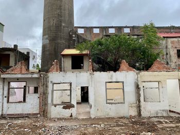 Abandoned building against sky