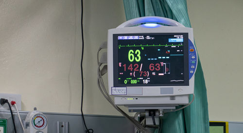 Vital signs and heart rate monitor with diagram