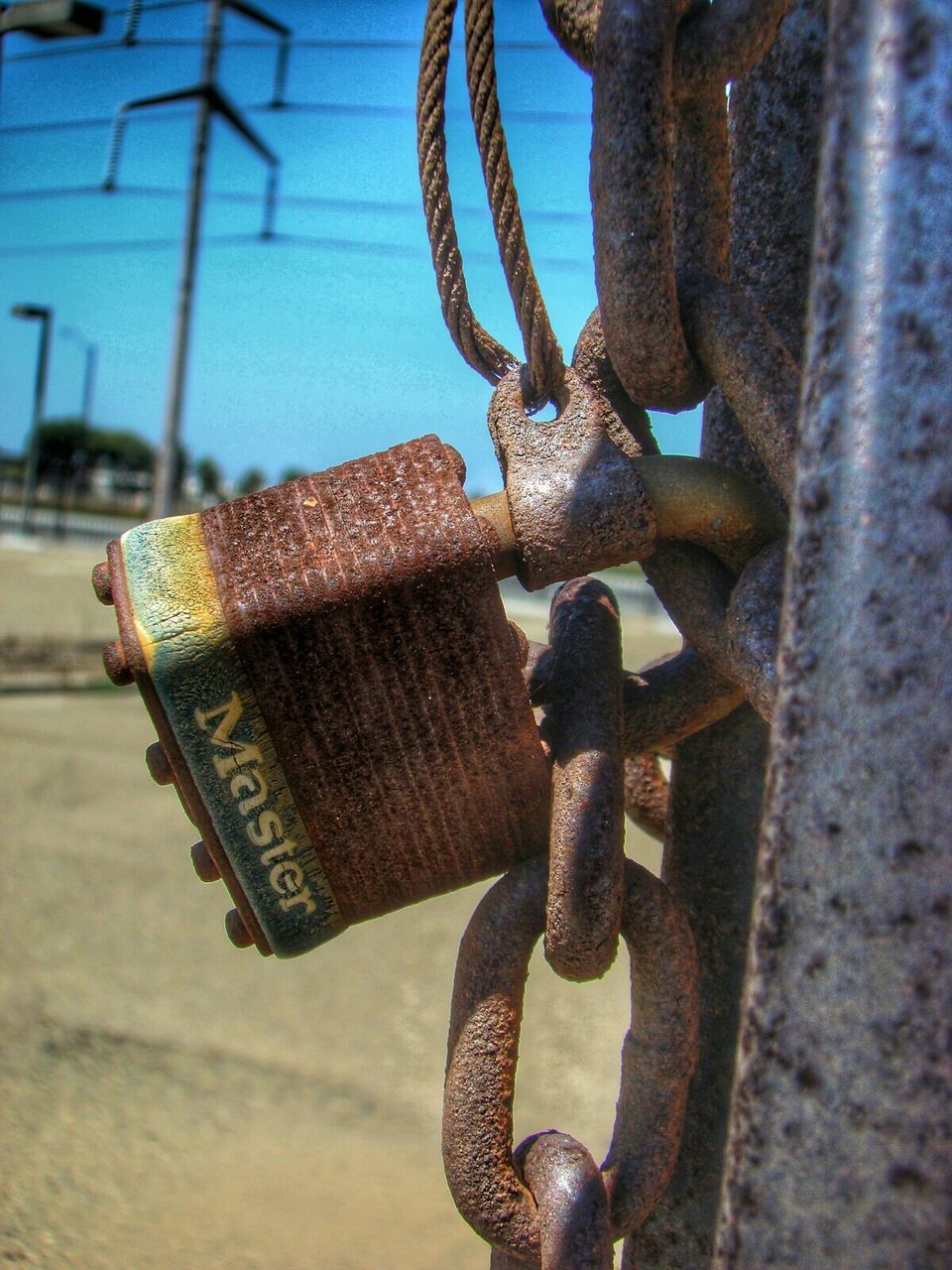 metal, rusty, chain, metallic, focus on foreground, close-up, padlock, security, protection, lock, safety, strength, rope, attached, old, day, iron - metal, fence, outdoors, selective focus