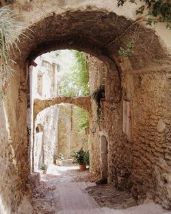 Archway in corridor