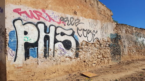 Graffiti on wall