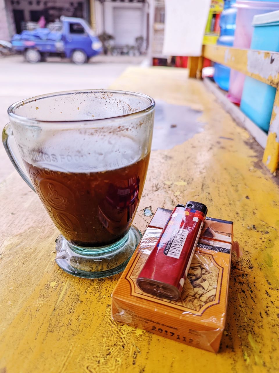 soft drink, drink, food and drink, refreshment, beer, table, alcoholic beverage, drinking glass, indoors, still life, household equipment, focus on foreground, glass, no people, alcohol, close-up