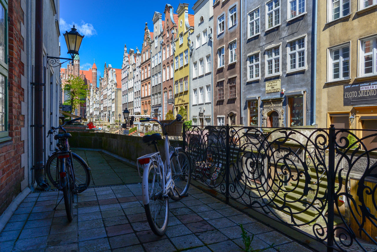 Tenement houses