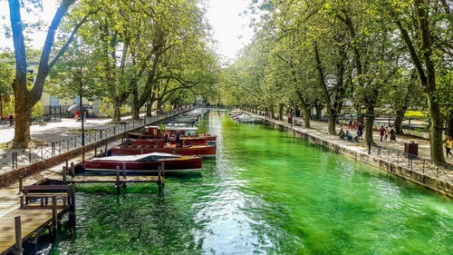 Footbridge over canal