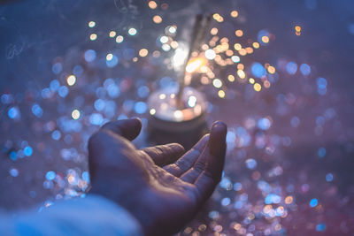 Defocused image of hand