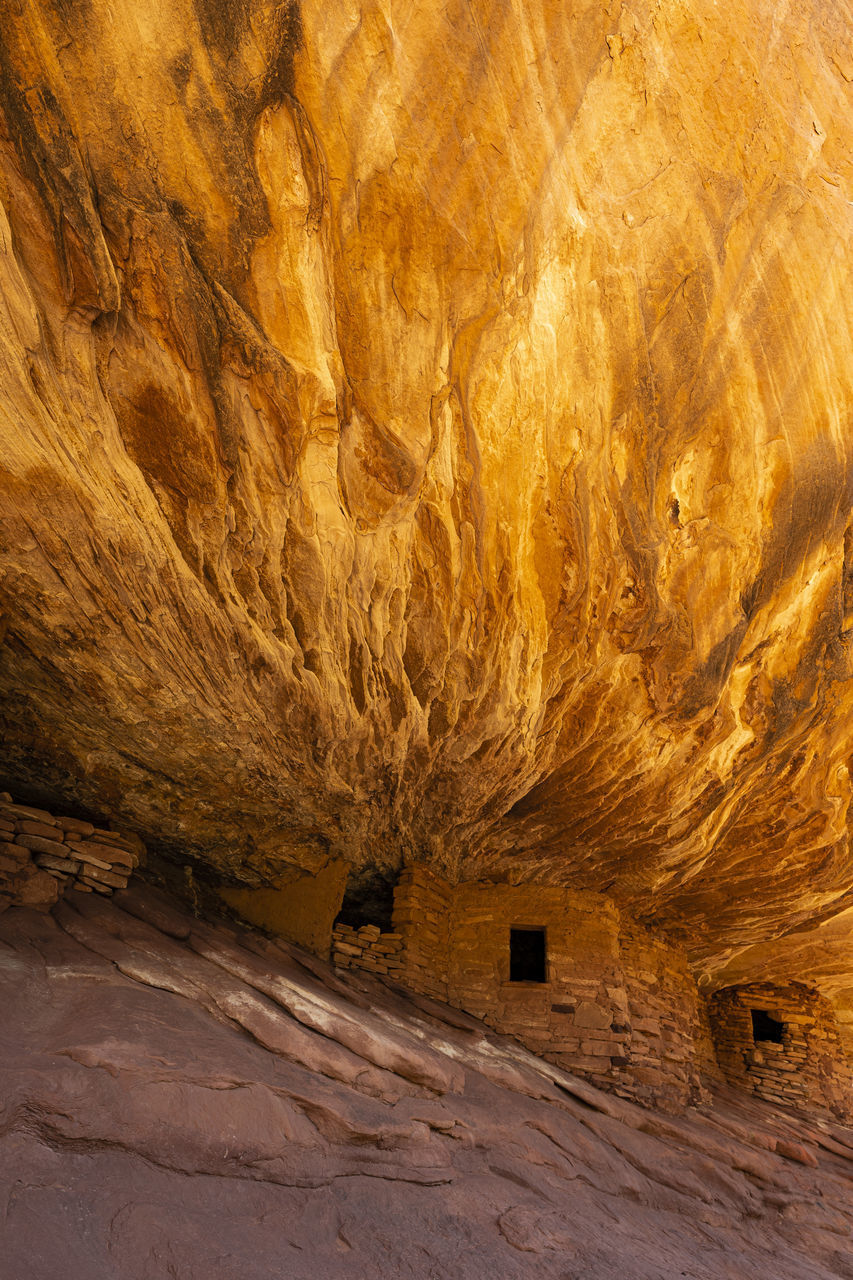 VIEW OF ROCK FORMATIONS