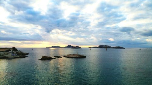 Scenic view of sea against sky