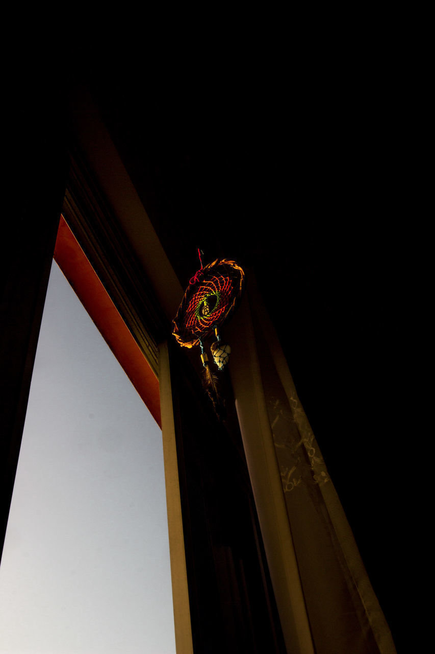 LOW ANGLE VIEW OF CROSS ON BUILDING