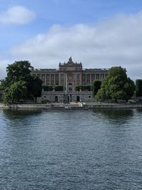 View of historic building against cloudy sky