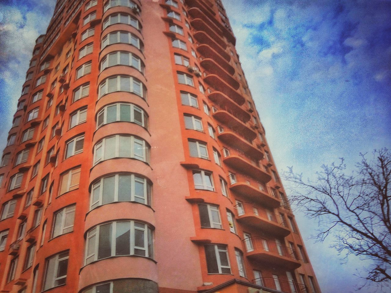 architecture, building exterior, built structure, low angle view, city, no people, modern, outdoors, neighborhood, day, sky, skyscraper