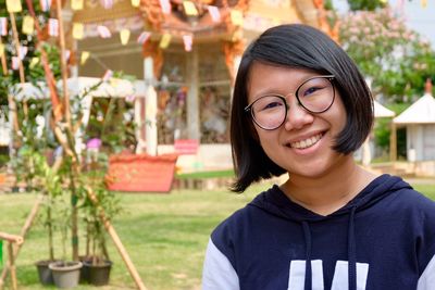 Portrait of smiling teenage girls