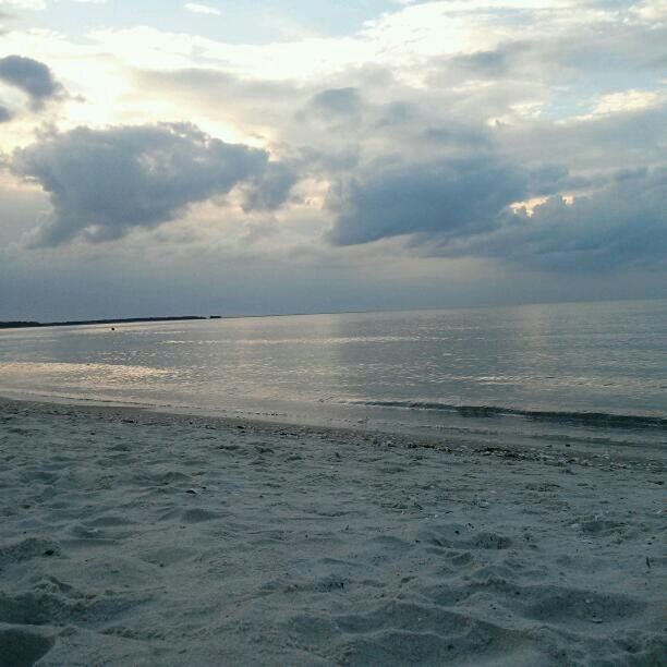 sea, horizon over water, water, sky, tranquil scene, beach, scenics, tranquility, beauty in nature, cloud - sky, shore, nature, idyllic, sand, cloud, cloudy, seascape, wave, outdoors, calm