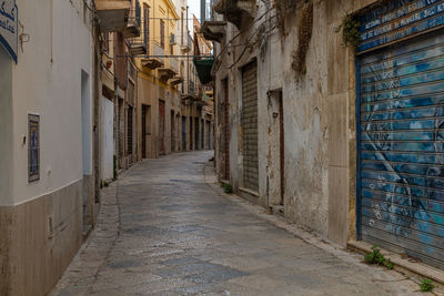 Scents and glimpses of an arabian sicily