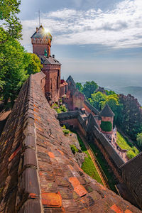 Haut-koenigsbourg castle located in the vosges mountains.