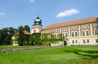 Built structure by building against sky